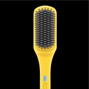Dry Bar straightening brush